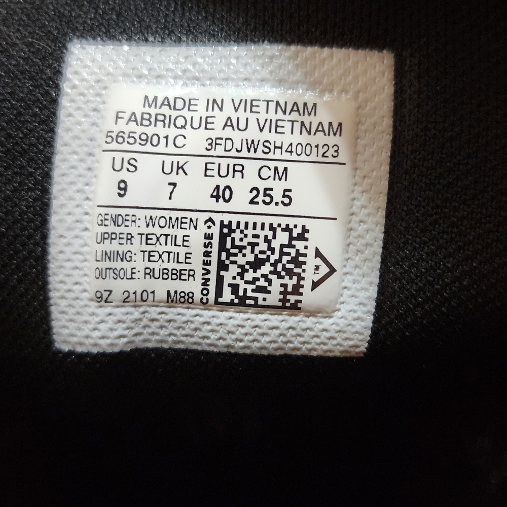 Converse Black and White High-Top Sneakers Size 9 - Picture 9 of 9
